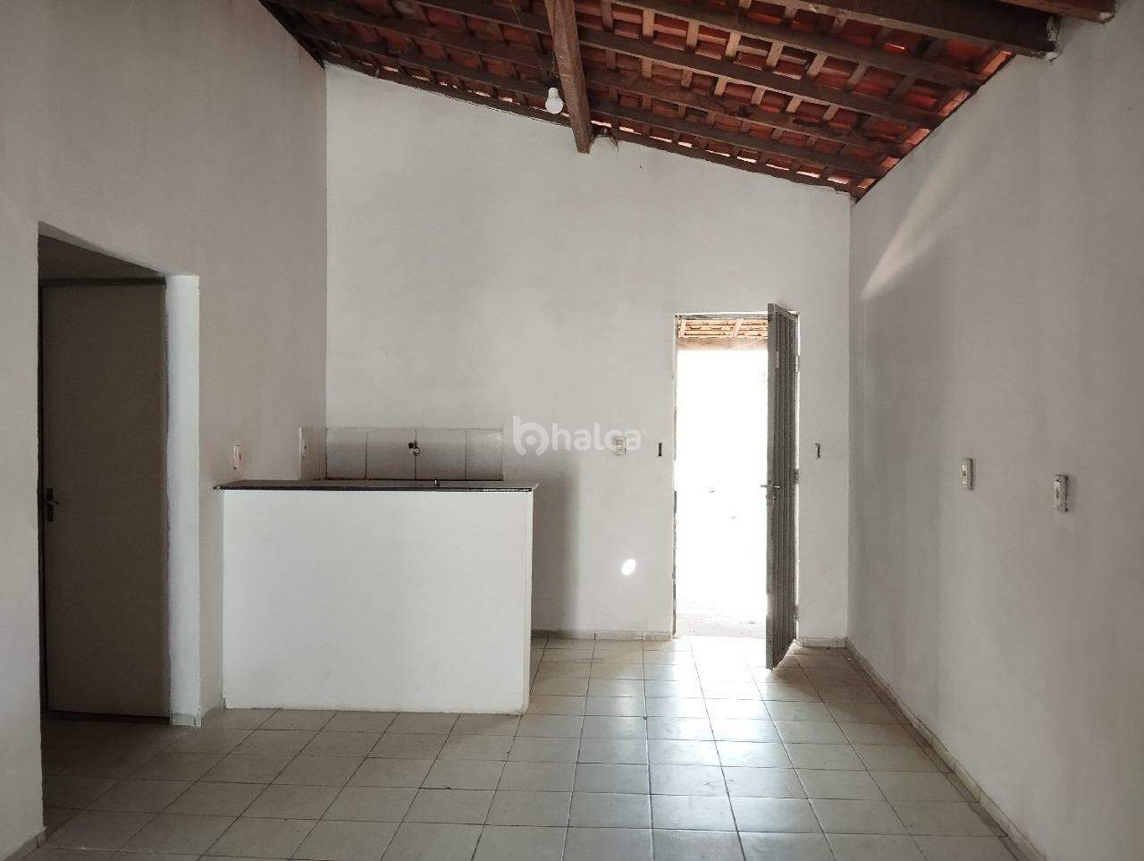 Casa para alugar com 4 quartos, 137m² - Foto 4