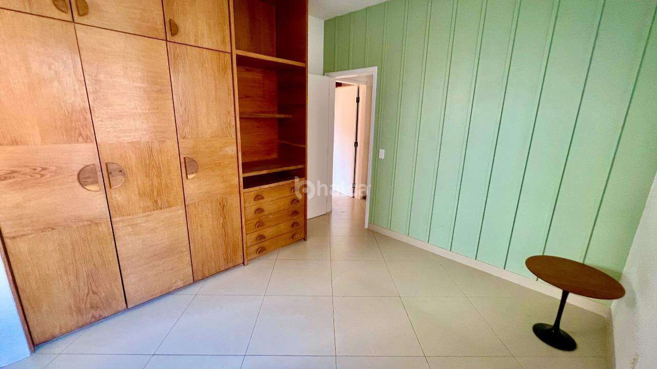 Apartamento para alugar com 3 quartos, 117m² - Foto 14