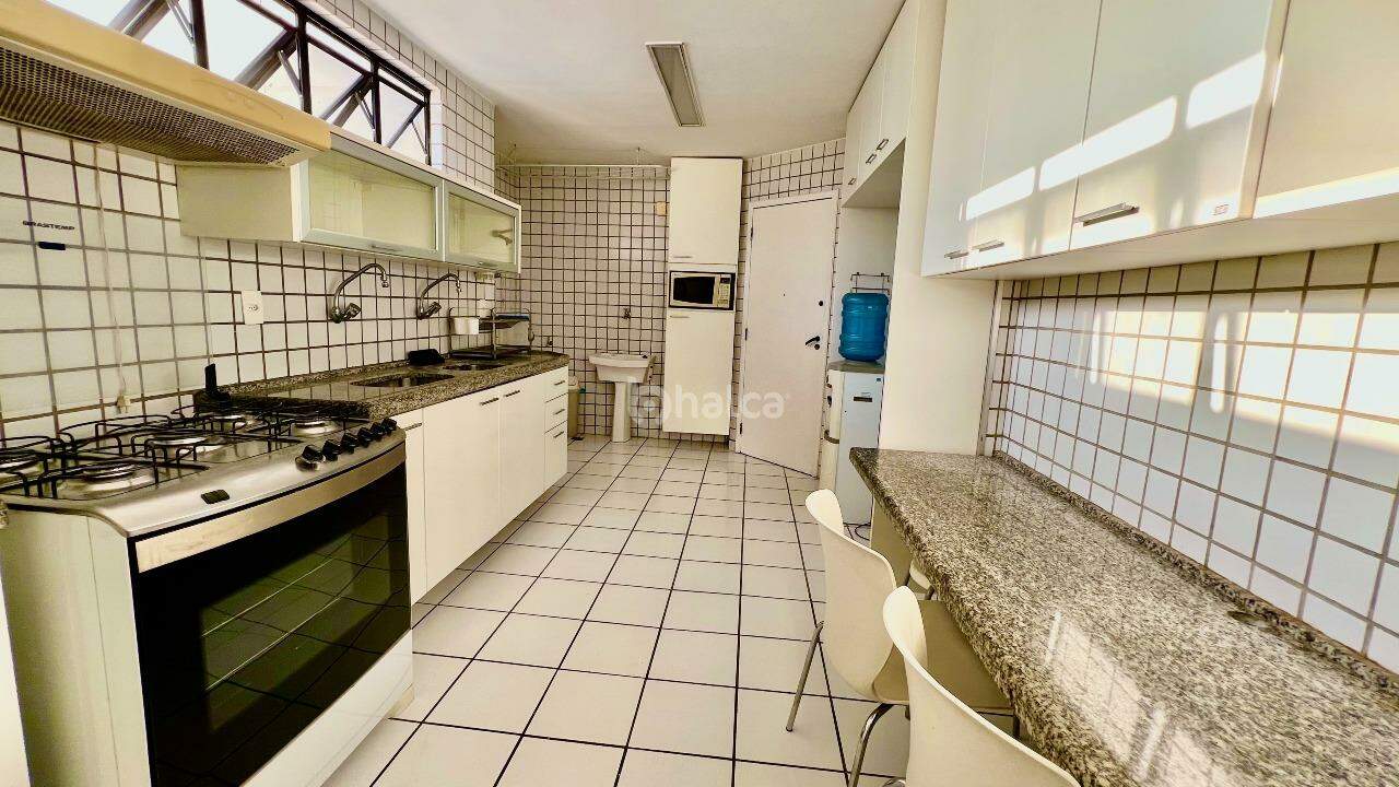 Apartamento para alugar com 3 quartos, 117m² - Foto 21