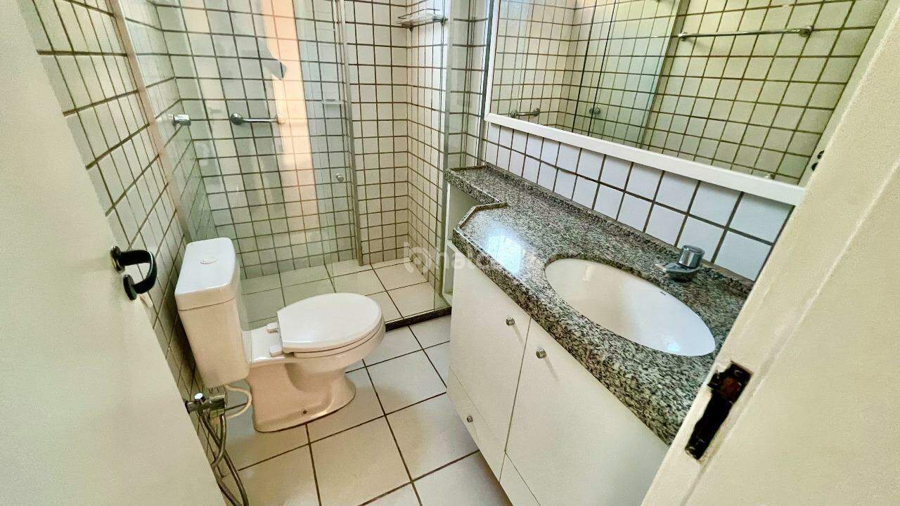 Apartamento para alugar com 3 quartos, 117m² - Foto 15