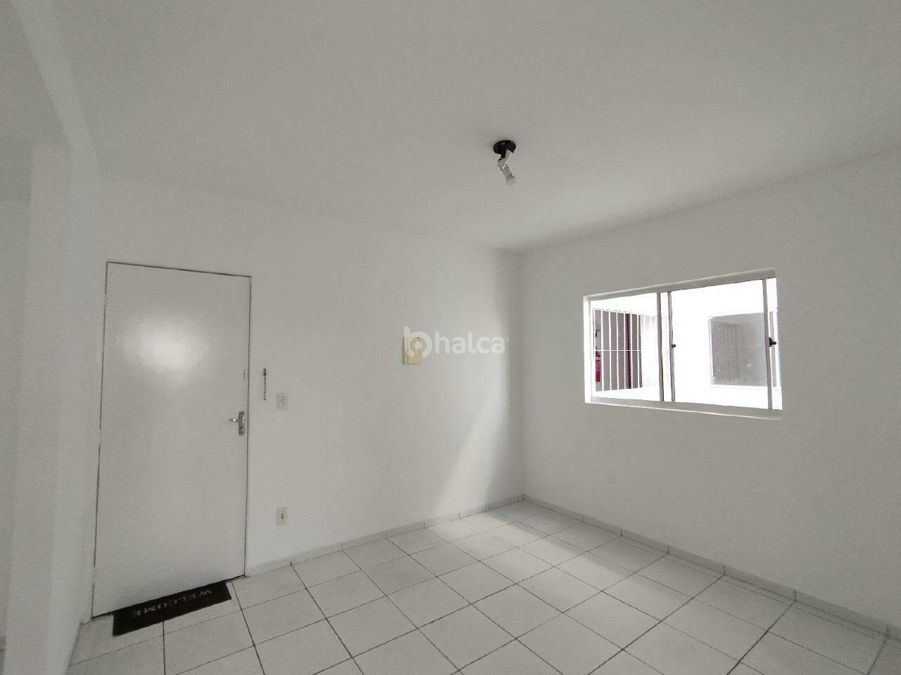 Apartamento para alugar com 2 quartos, 44m² - Foto 4