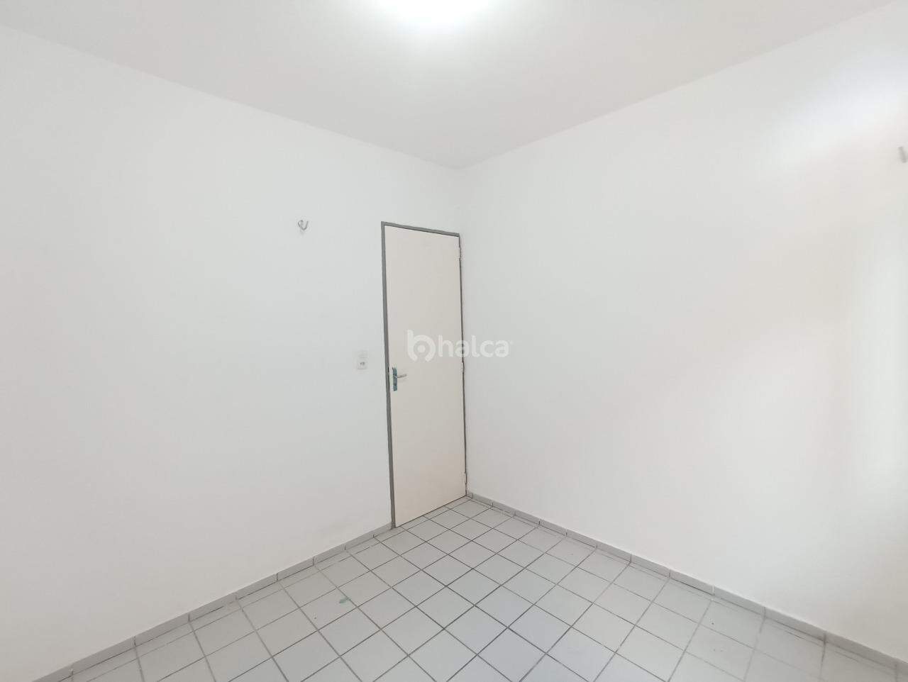 Casa para alugar com 2 quartos, 55m² - Foto 8