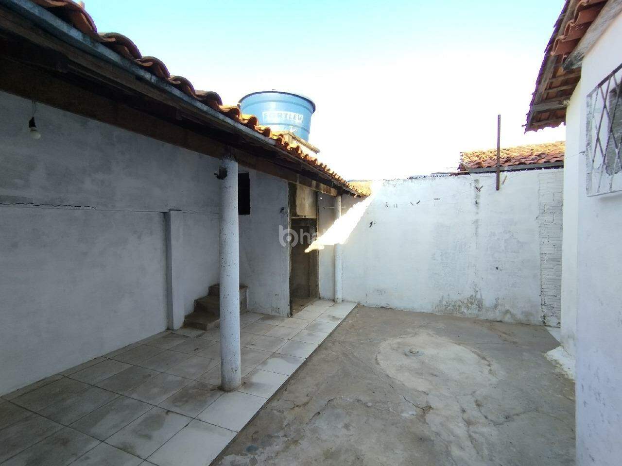 Casa para alugar com 3 quartos, 78m² - Foto 15