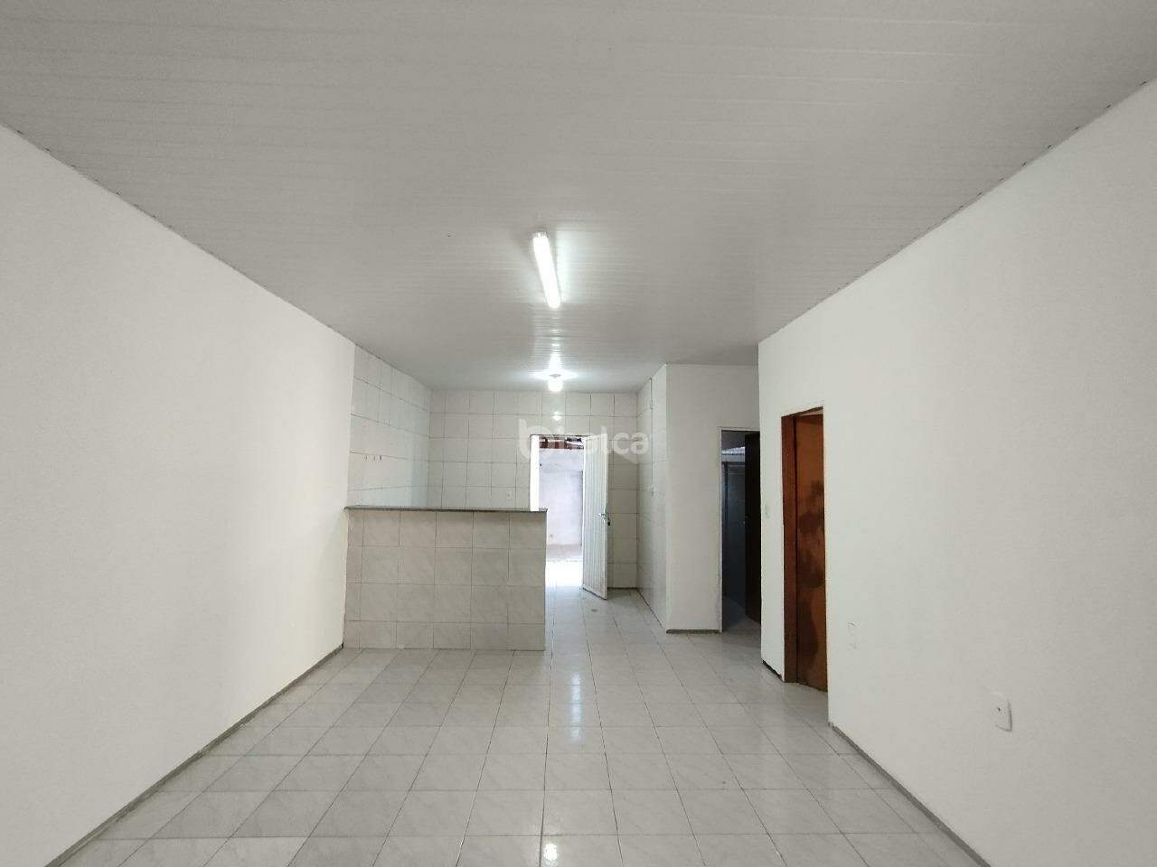 Casa para alugar com 3 quartos, 78m² - Foto 6