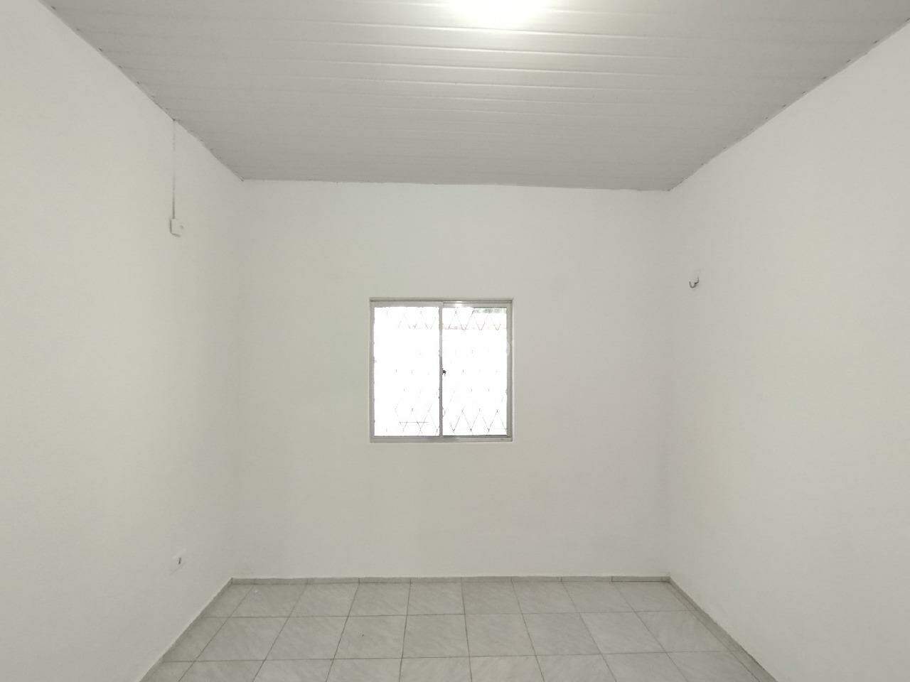 Casa para alugar com 3 quartos, 78m² - Foto 13