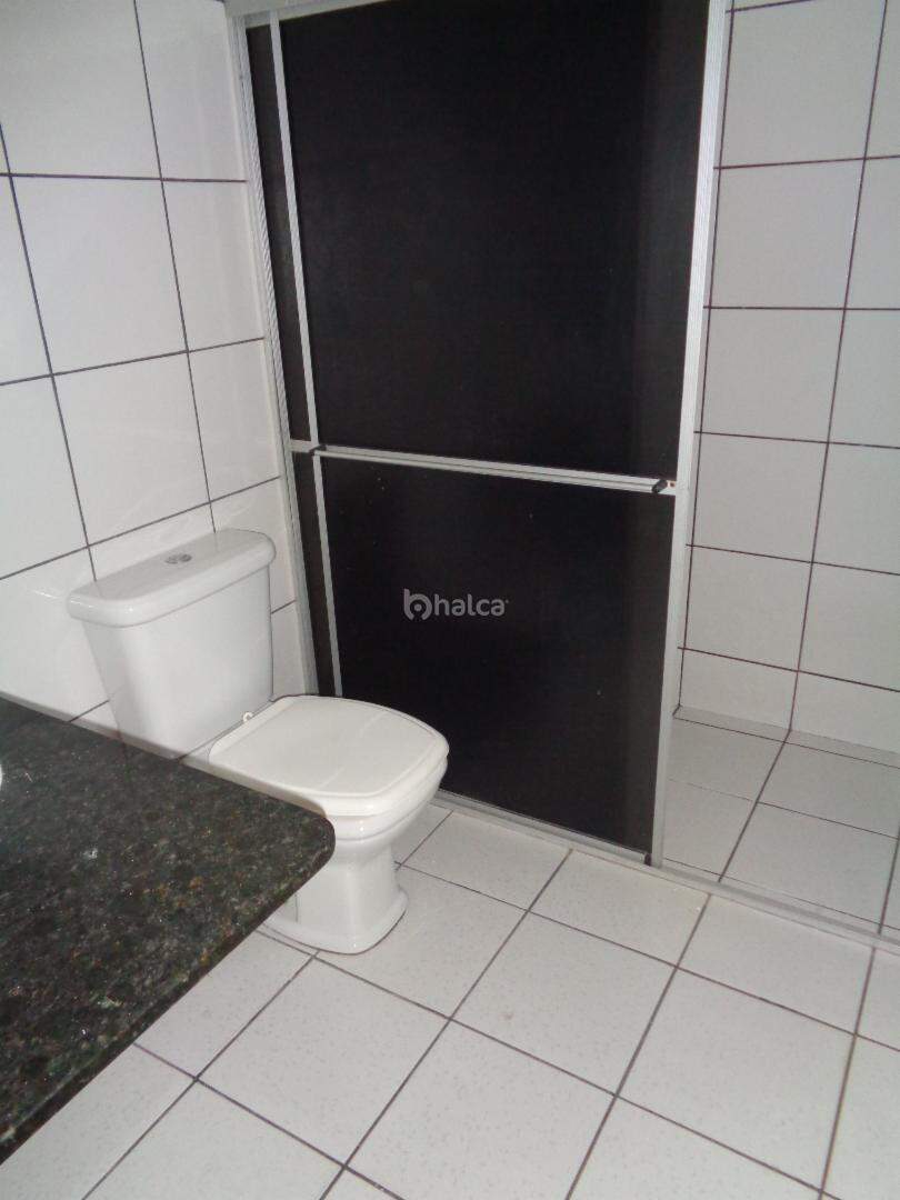 Casa à venda com 3 quartos, 196m² - Foto 3