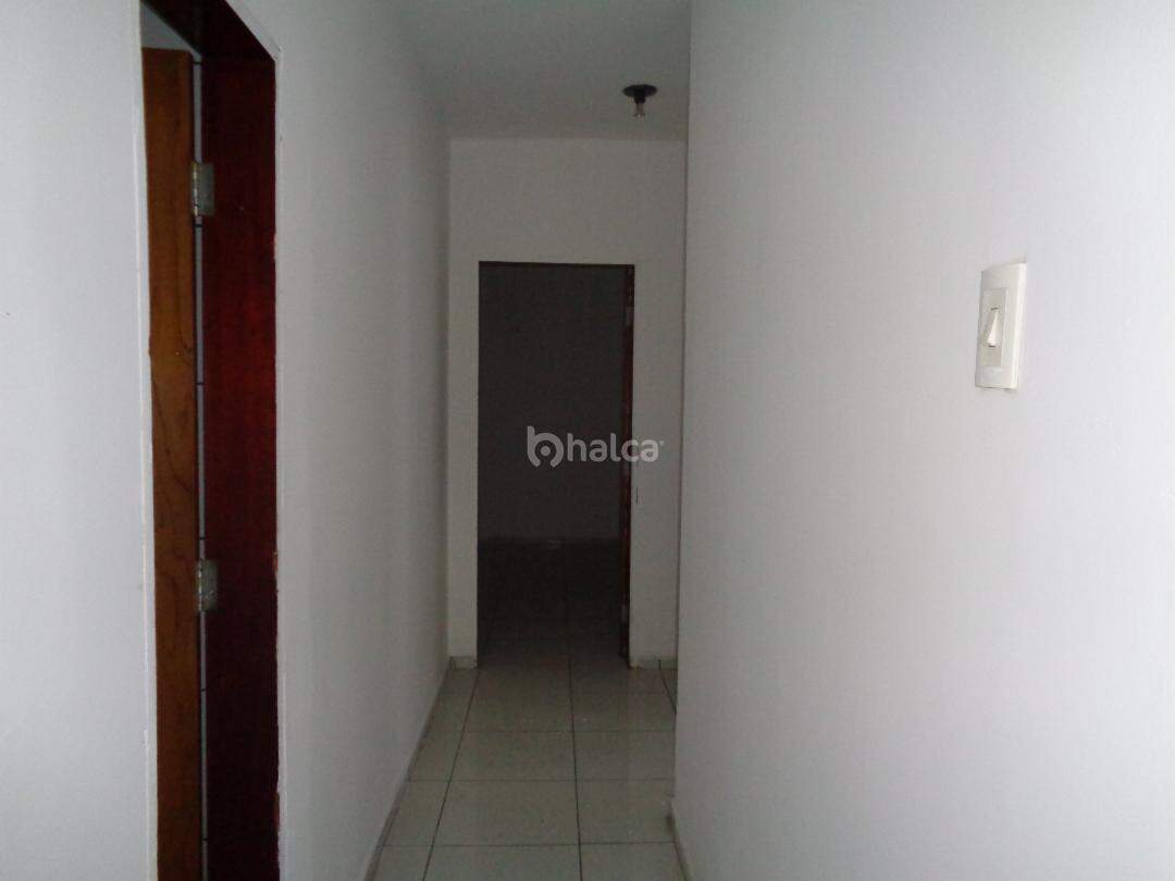 Casa à venda com 3 quartos, 196m² - Foto 8