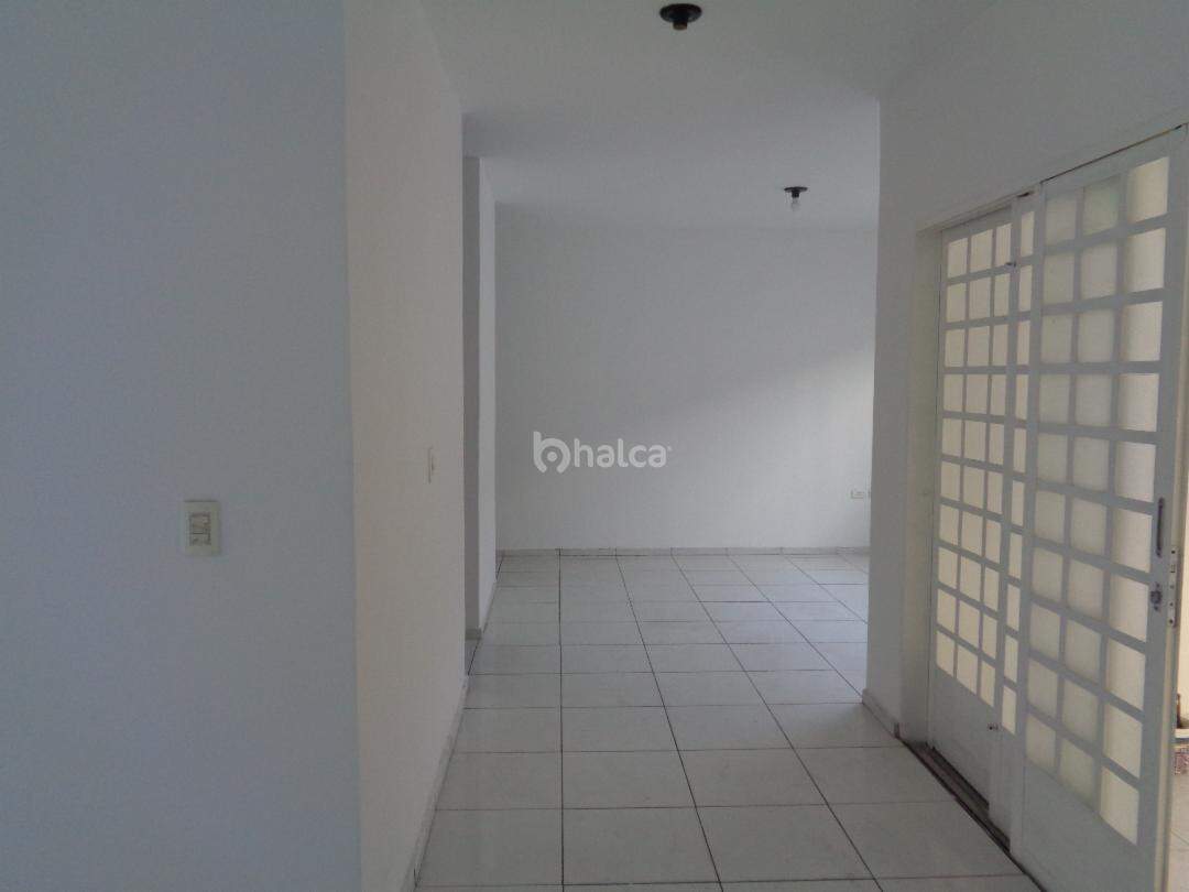 Casa à venda com 3 quartos, 196m² - Foto 11