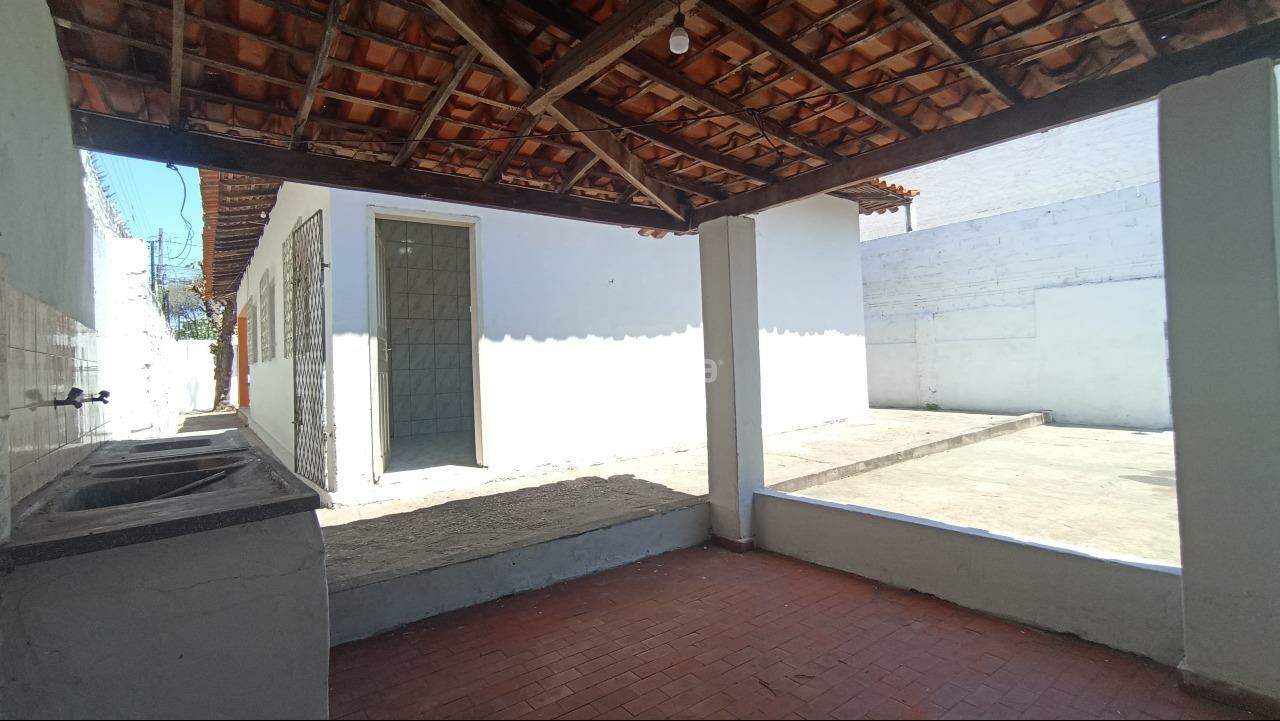 Casa para alugar com 3 quartos, 122m² - Foto 26