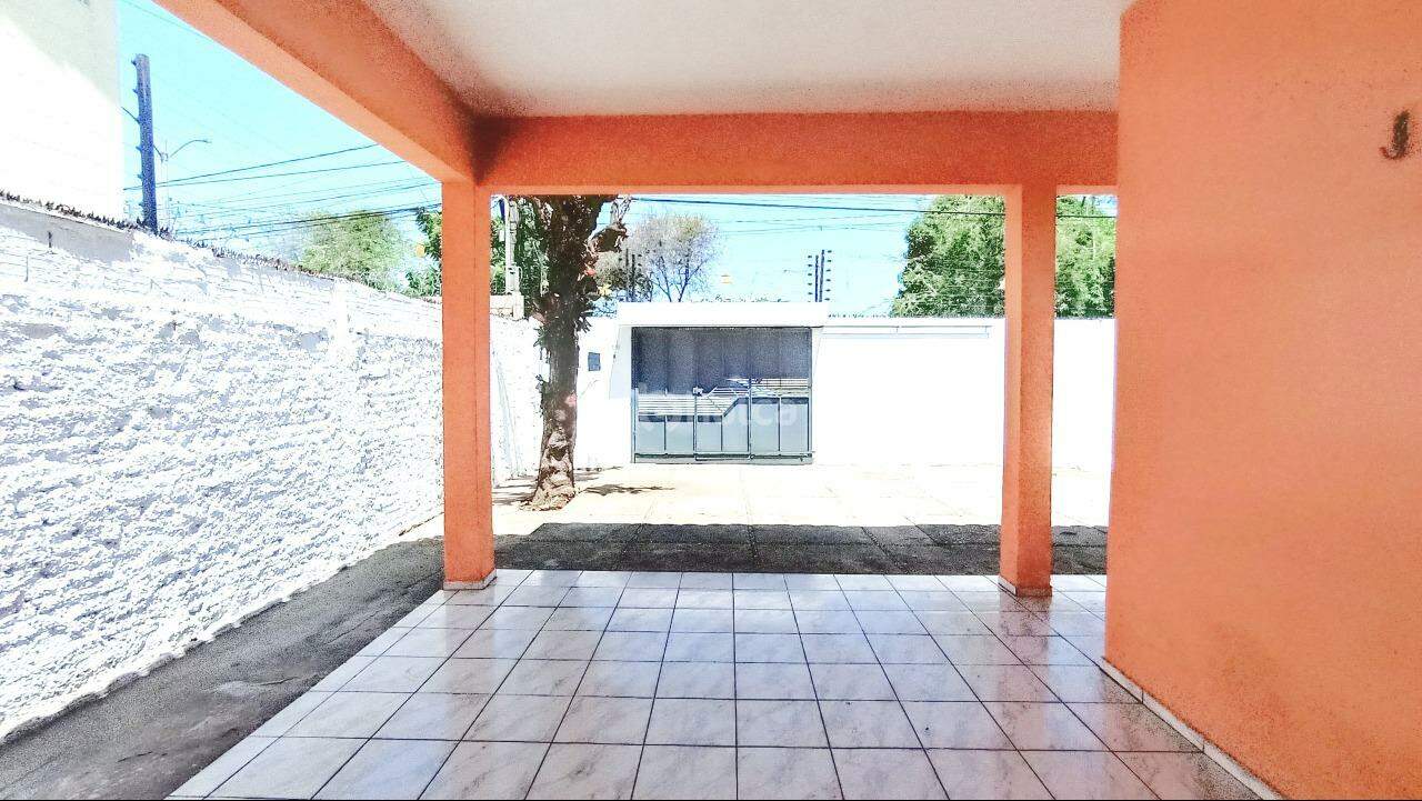 Casa para alugar com 3 quartos, 122m² - Foto 4