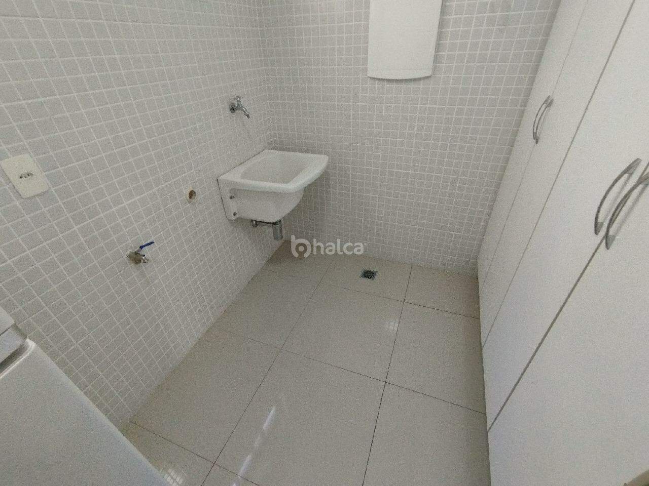 Apartamento para alugar com 1 quarto, 51m² - Foto 15