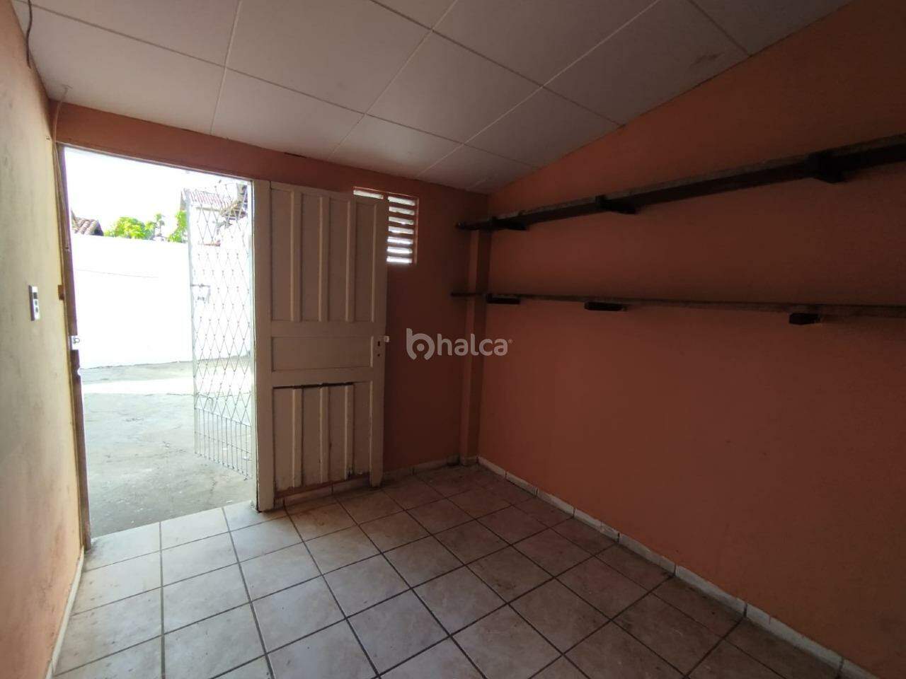 Casa para alugar com 3 quartos, 92m² - Foto 19