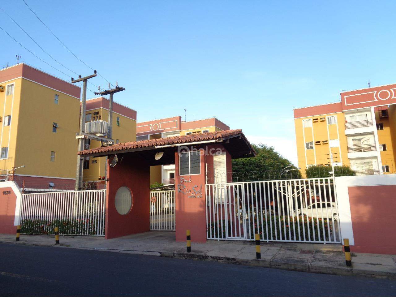 Apartamento para alugar com 3 quartos, 70m² - Foto 1
