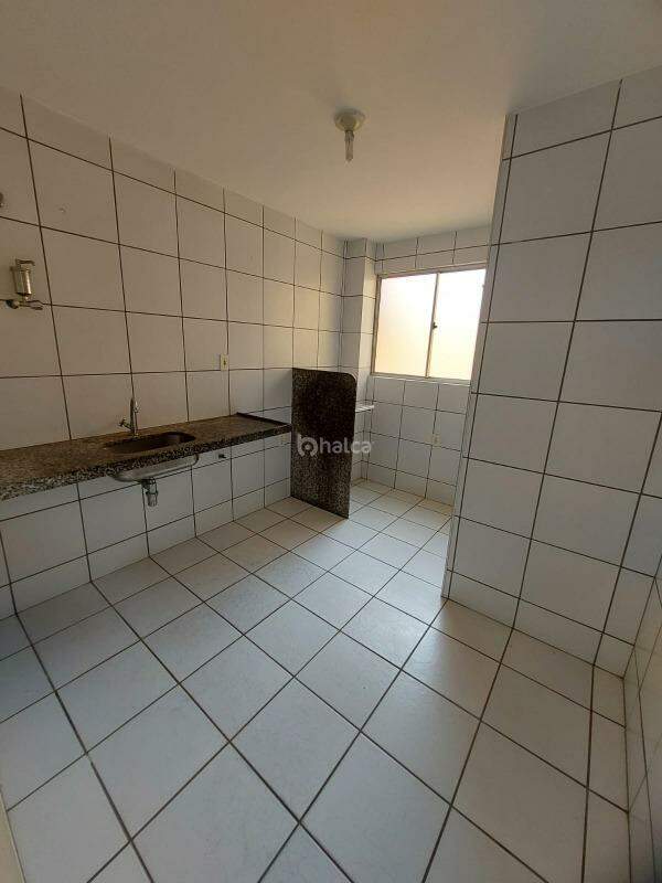 Apartamento para alugar com 3 quartos, 70m² - Foto 12