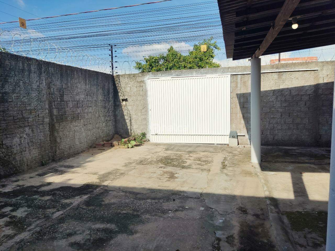 Casa para alugar com 2 quartos, 41m² - Foto 11