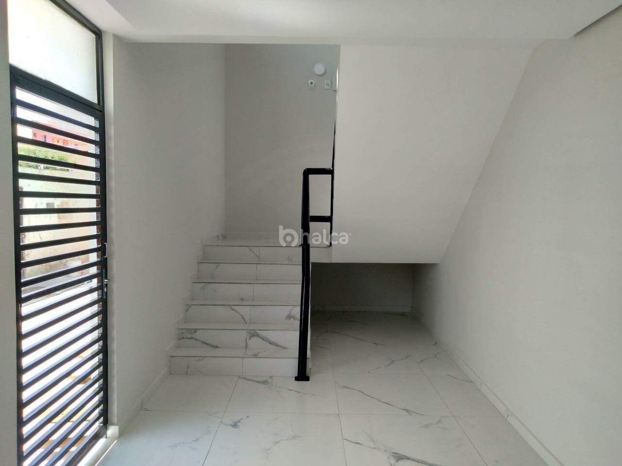 Apartamento para alugar com 2 quartos, 60m² - Foto 13