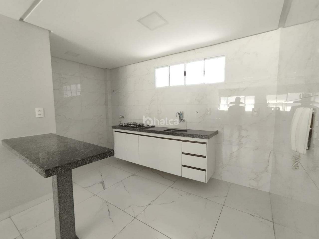 Apartamento para alugar com 2 quartos, 60m² - Foto 4