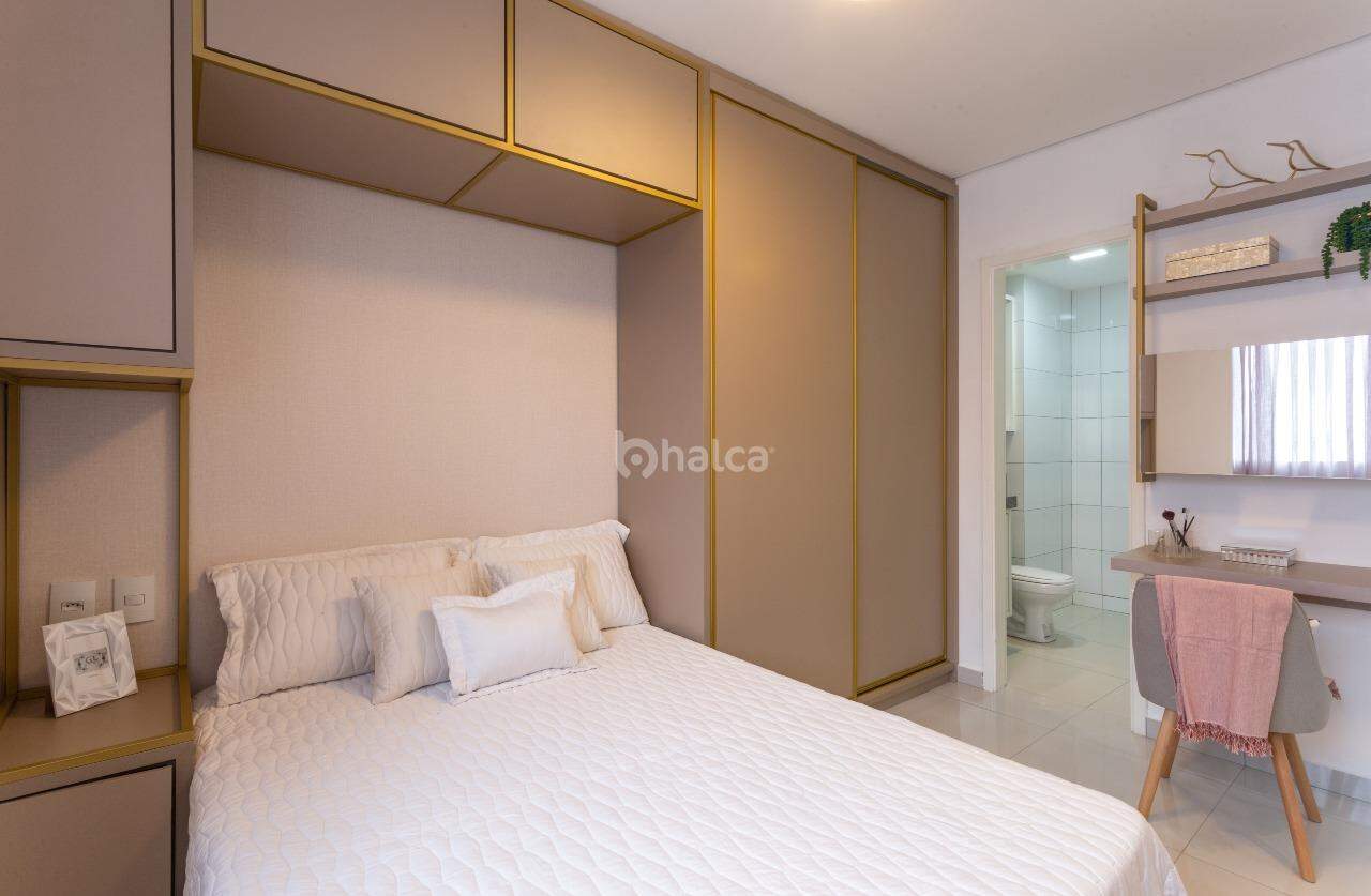 Apartamento à venda com 2 quartos, 78m² - Foto 9