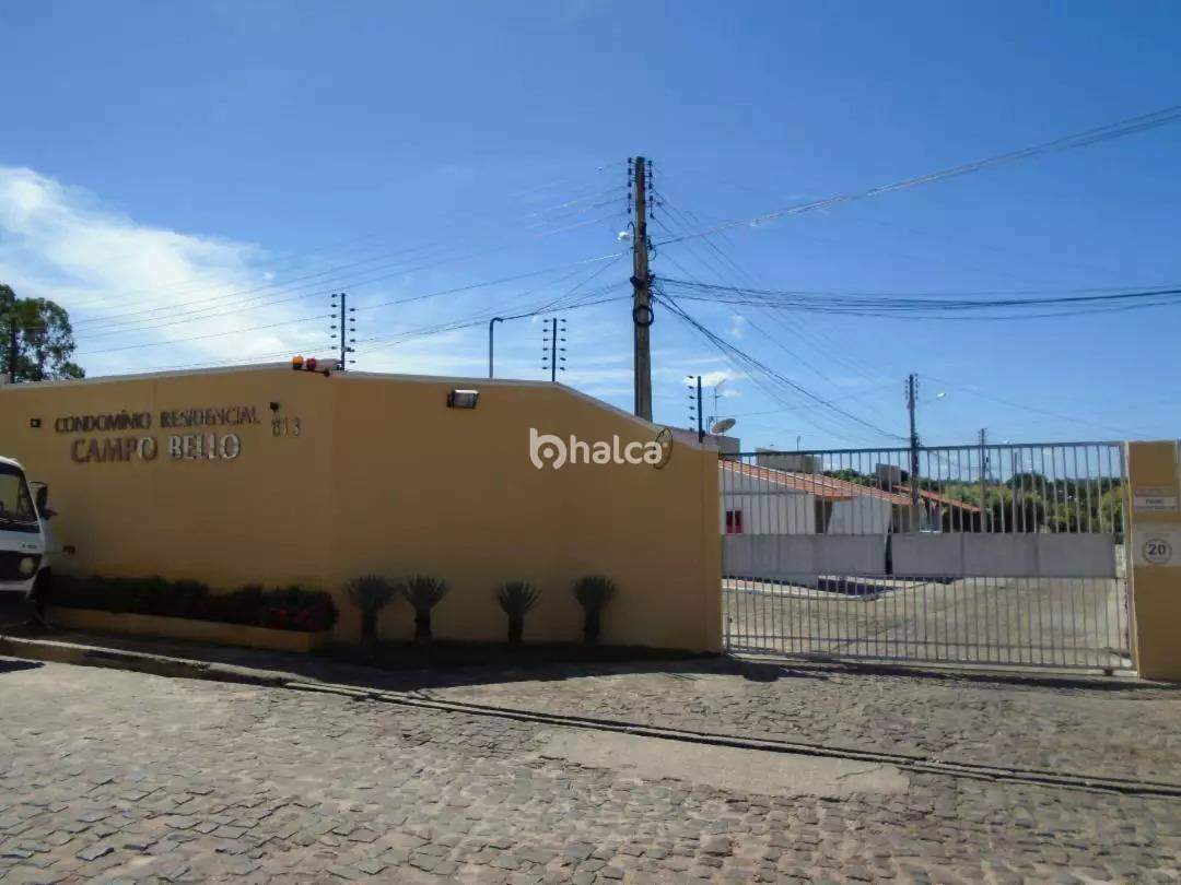 Casa de Condomínio para alugar com 3 quartos, 60m² - Foto 1