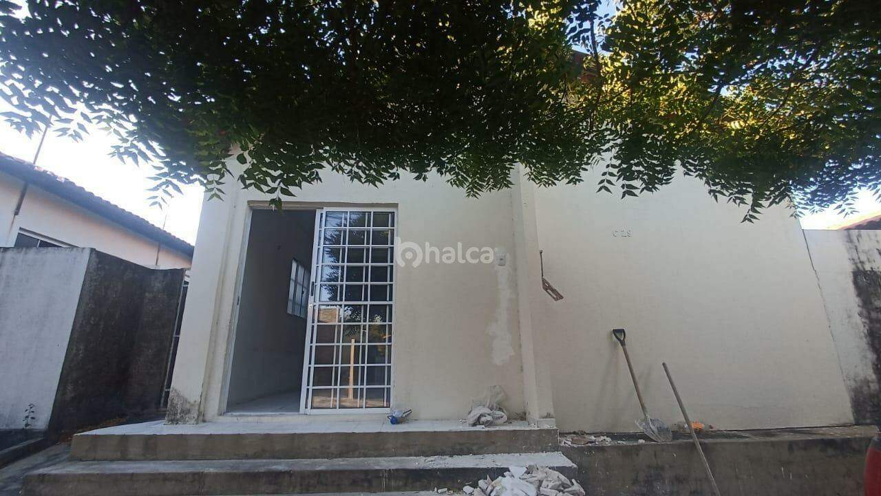 Casa de Condomínio para alugar com 3 quartos, 60m² - Foto 2