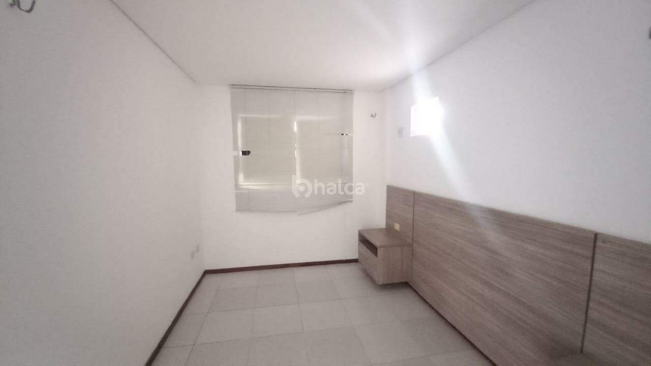 Apartamento para alugar com 2 quartos, 60m² - Foto 8
