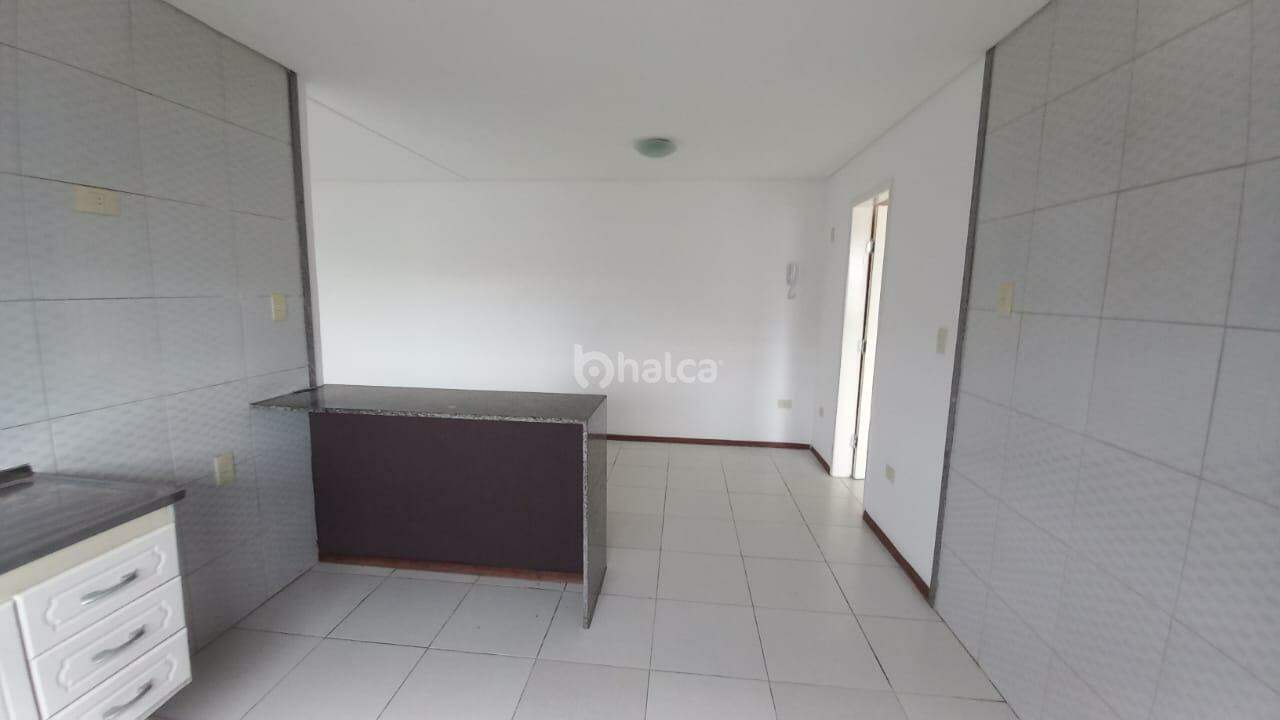 Apartamento para alugar com 2 quartos, 60m² - Foto 4