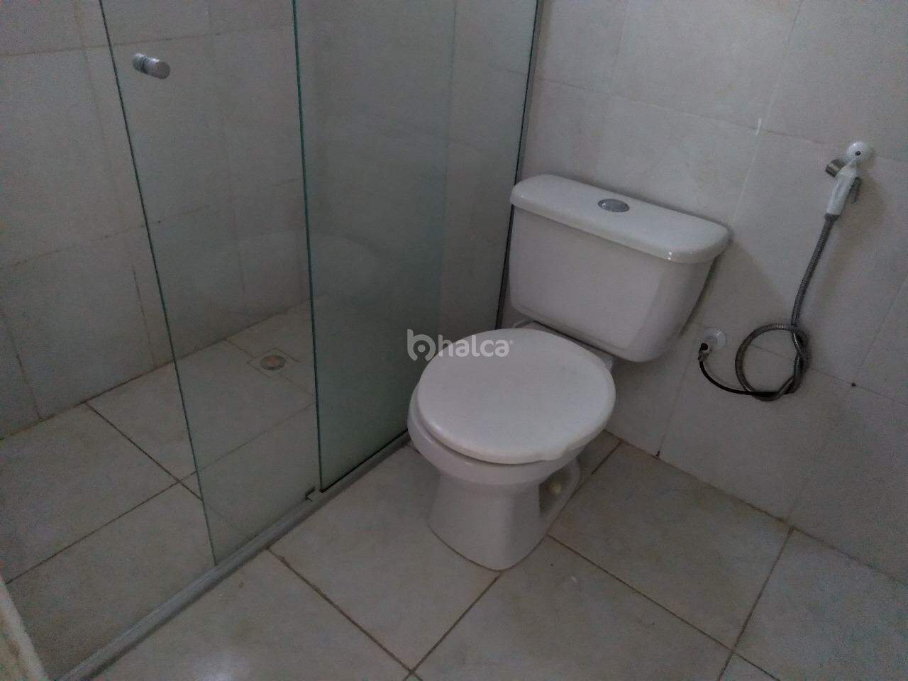 Casa para alugar com 3 quartos, 110m² - Foto 9