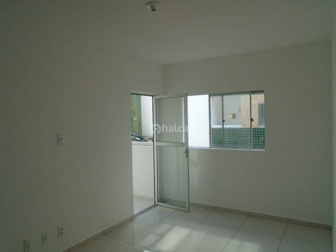 Apartamento à venda com 2 quartos, 44m² - Foto 3