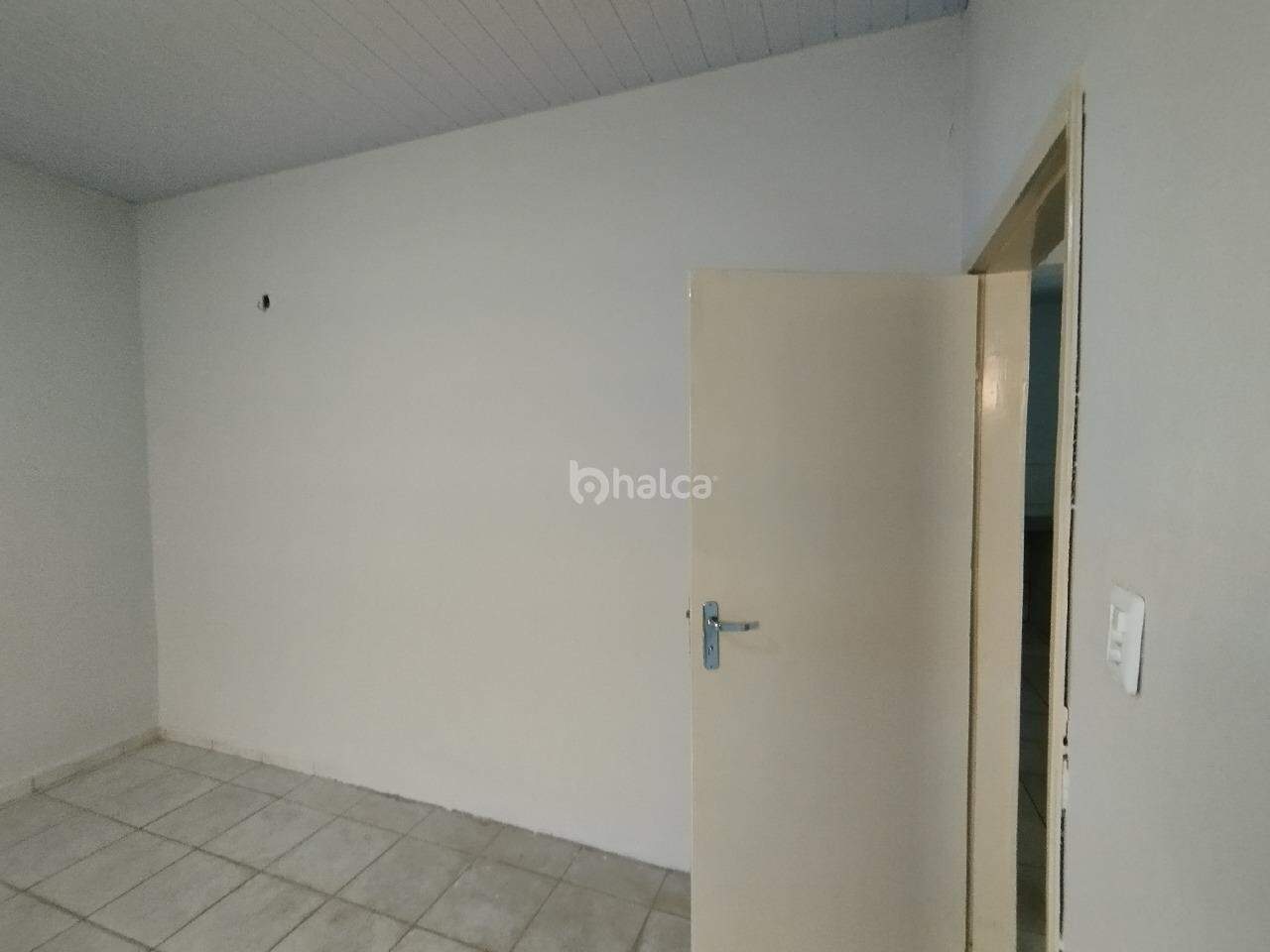 Casa para alugar com 4 quartos, 135m² - Foto 12