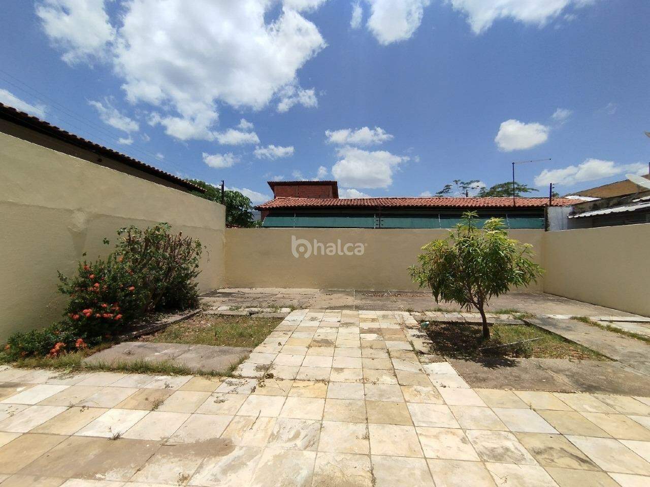 Casa para alugar com 4 quartos, 262m² - Foto 27