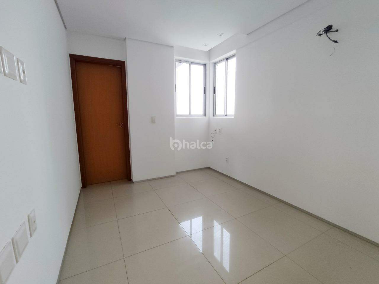 Apartamento para alugar com 2 quartos, 107m² - Foto 12