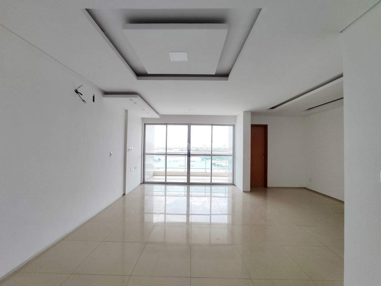 Apartamento para alugar com 2 quartos, 107m² - Foto 2