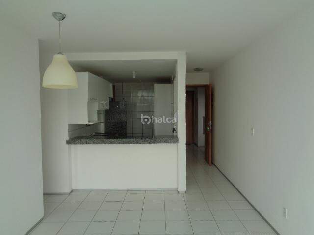 Apartamento à venda com 3 quartos, 61m² - Foto 3