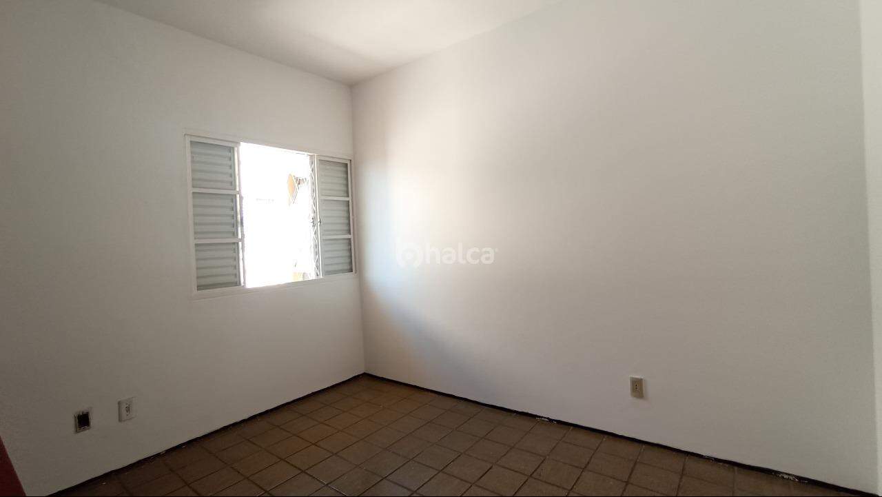 Apartamento para alugar com 3 quartos, 110m² - Foto 9