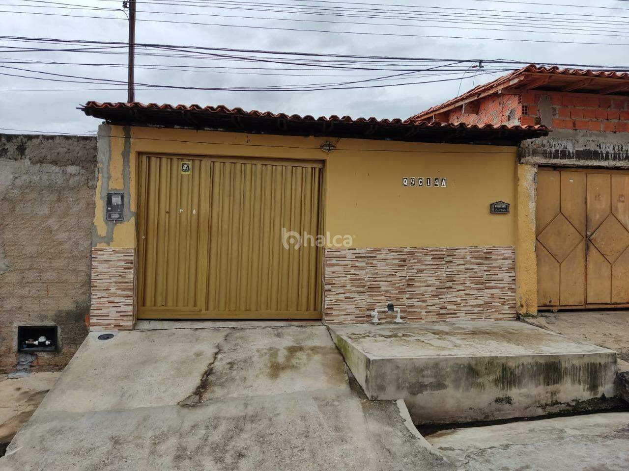 Casa à venda com 2 quartos, 69m² - Foto 1