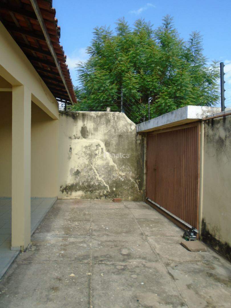 Casa, 3 quartos, 98 m² - Foto 2