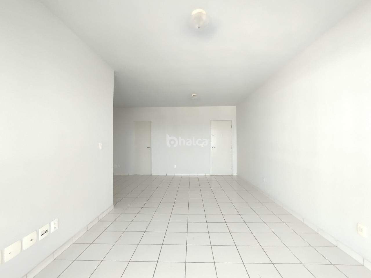Apartamento para alugar com 3 quartos, 135m² - Foto 3