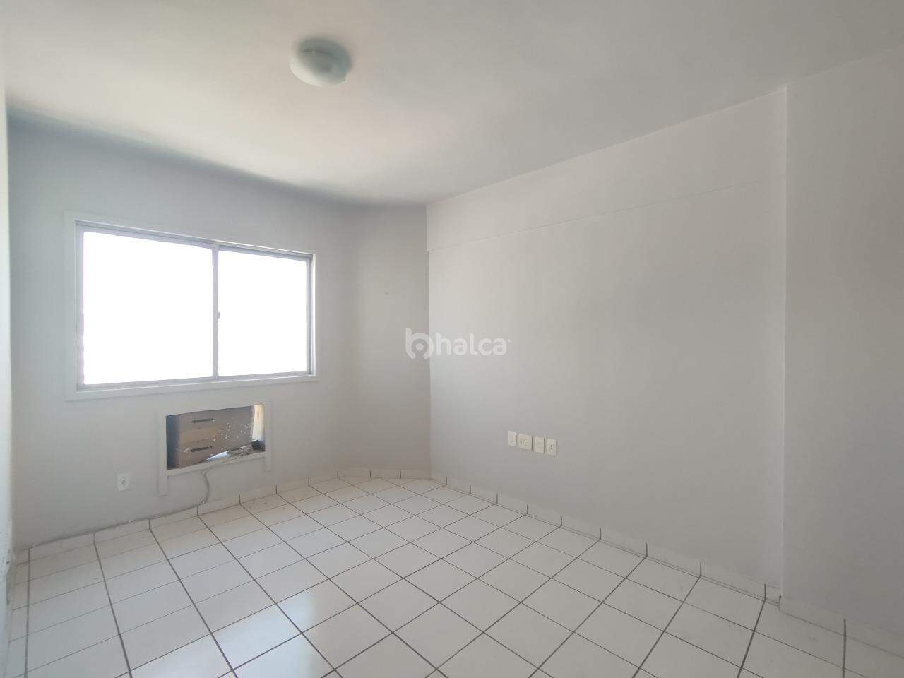 Apartamento para alugar com 3 quartos, 135m² - Foto 11