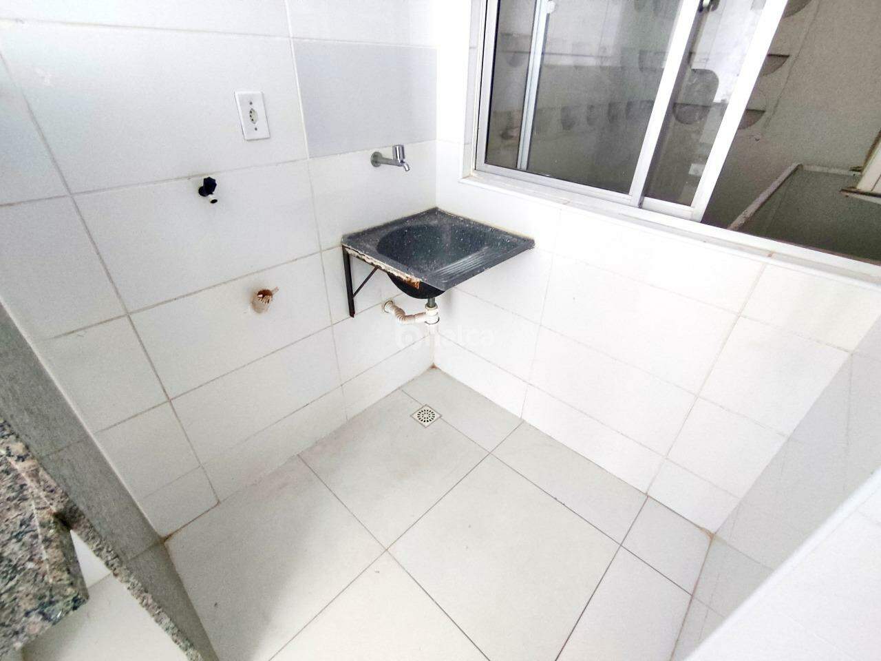 Apartamento para alugar com 2 quartos, 59m² - Foto 12