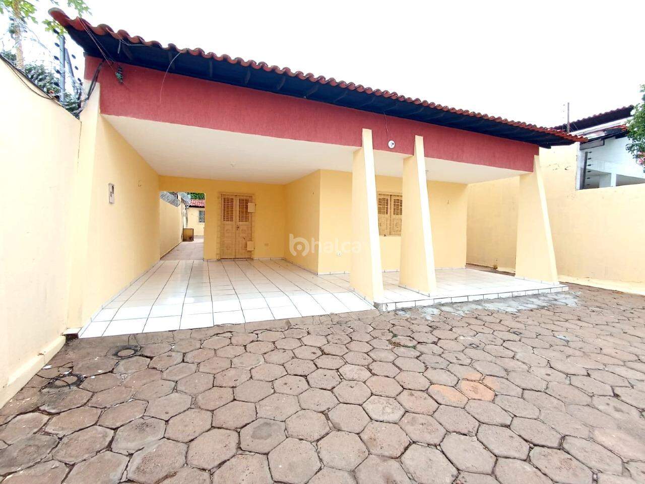 Casa para alugar com 3 quartos, 127m² - Foto 2