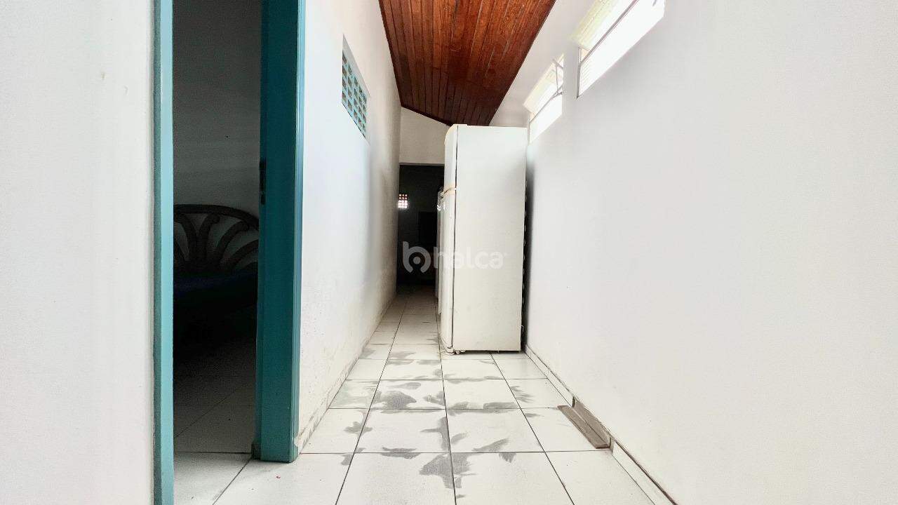 Casa à venda com 4 quartos, 120m² - Foto 18