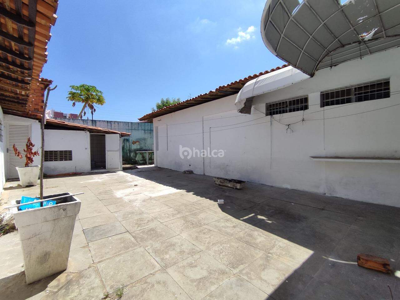 Casa para alugar com 3 quartos, 430m² - Foto 30