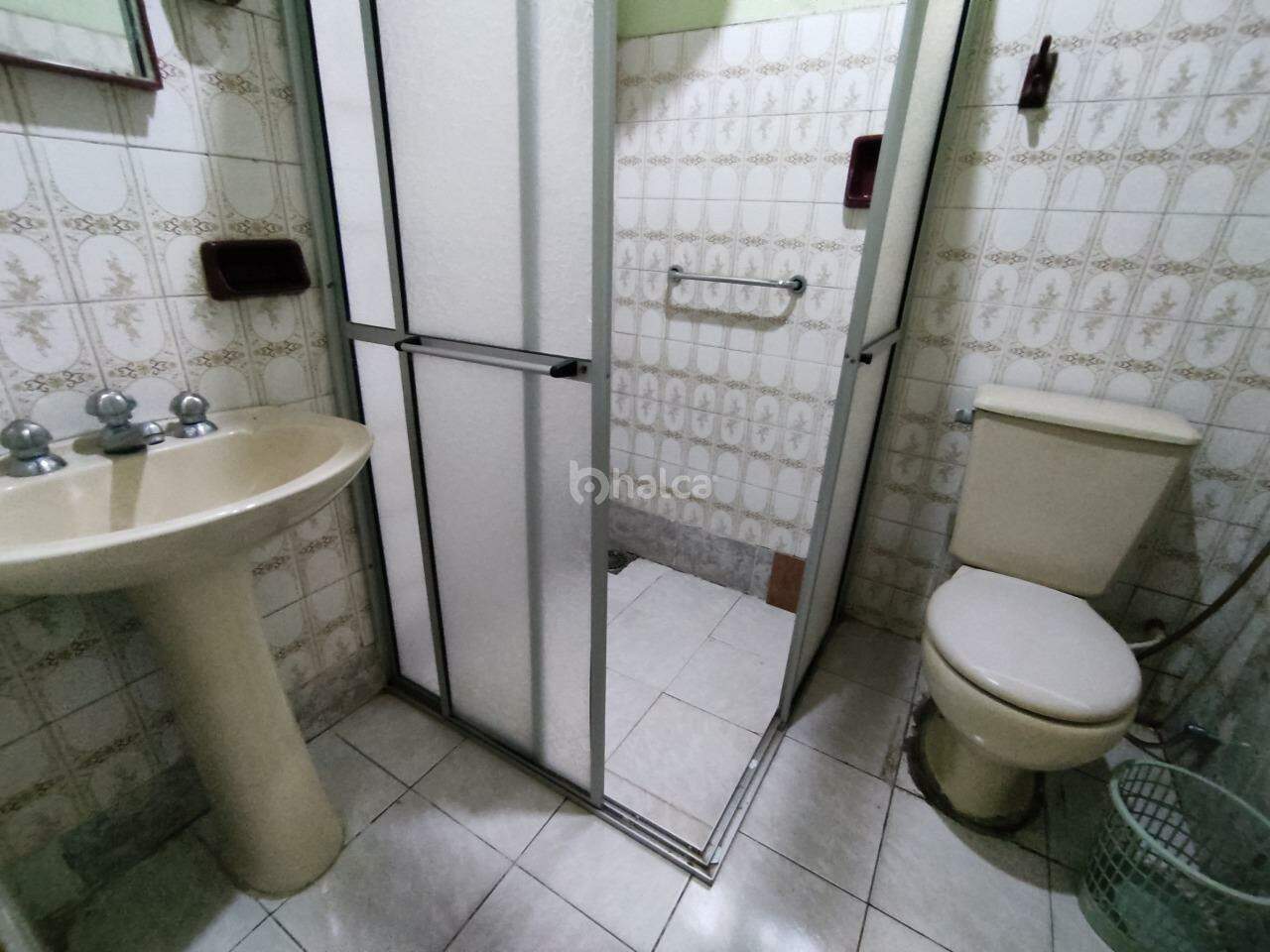 Prédio Inteiro para alugar com 2 quartos, 138m² - Foto 17