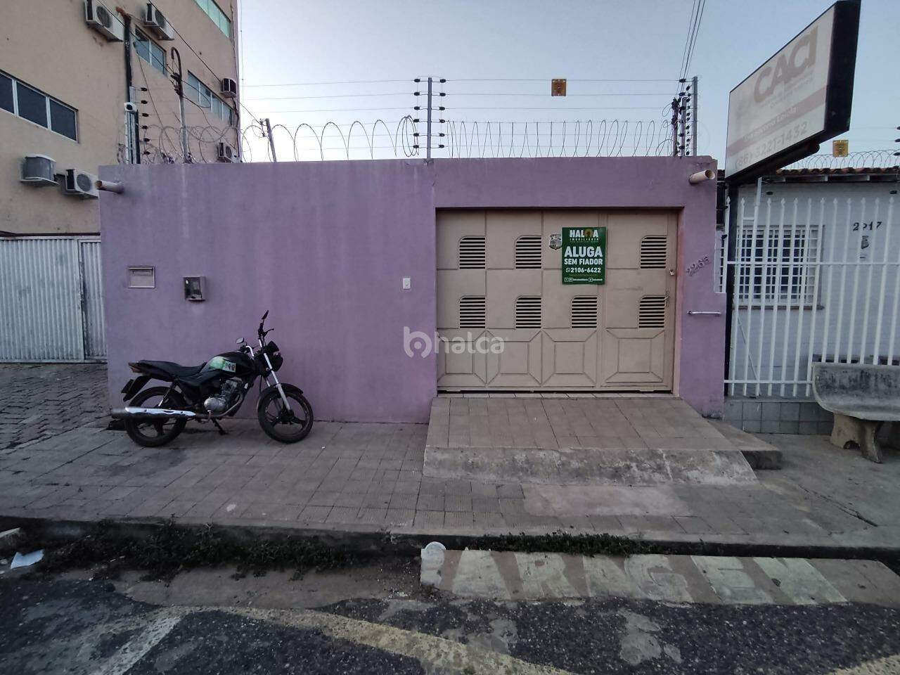 Prédio Inteiro para alugar com 2 quartos, 138m² - Foto 1