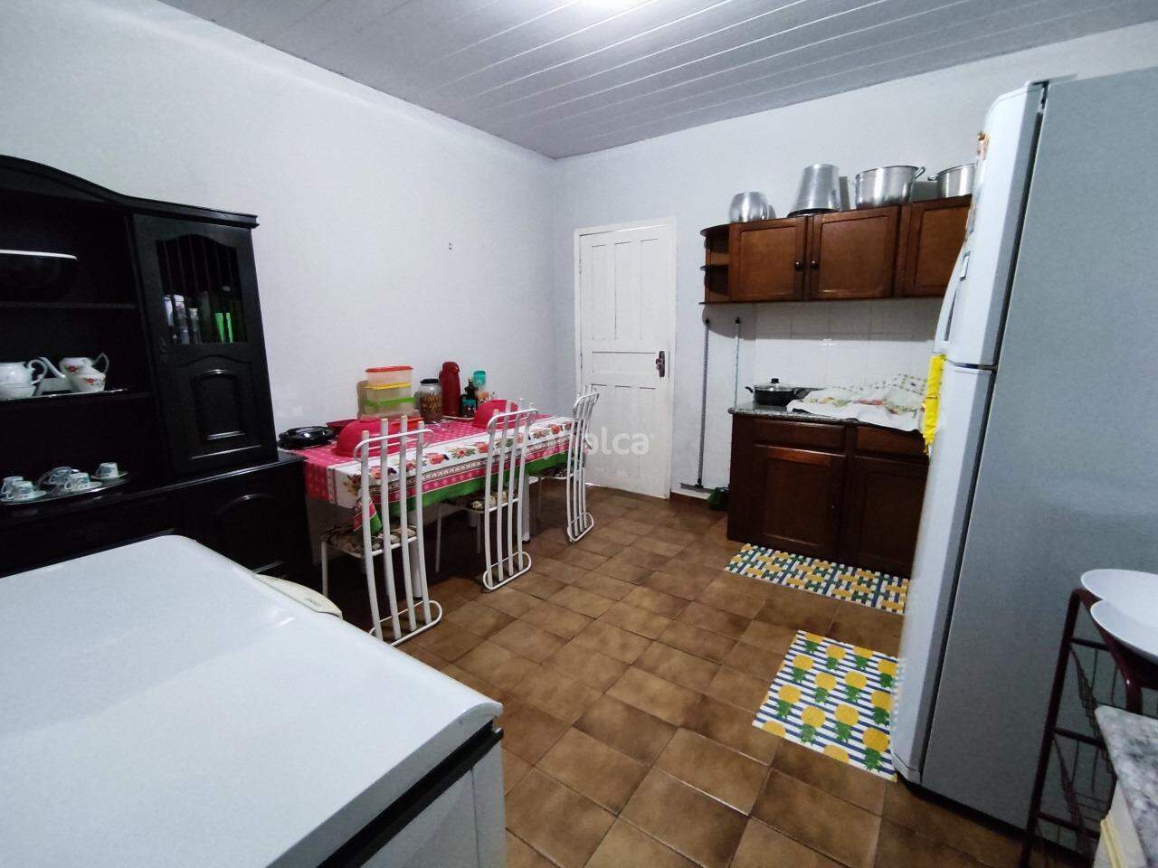 Casa à venda com 5 quartos, 180m² - Foto 15