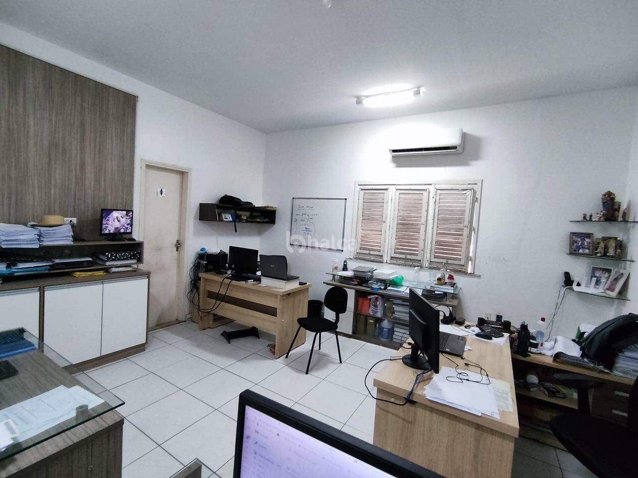 Prédio Inteiro à venda com 8 quartos, 250m² - Foto 13