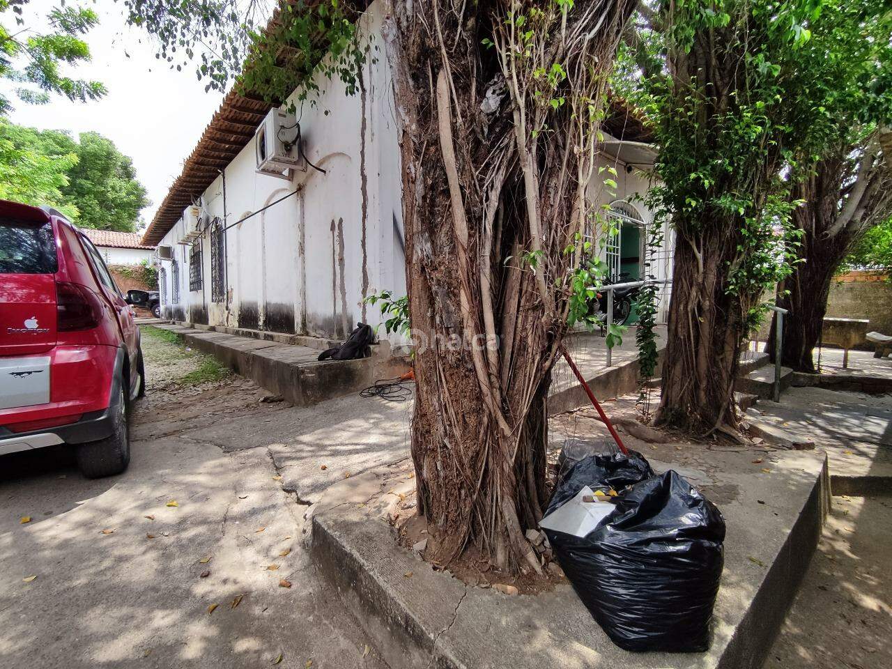 Prédio Inteiro à venda com 8 quartos, 250m² - Foto 24