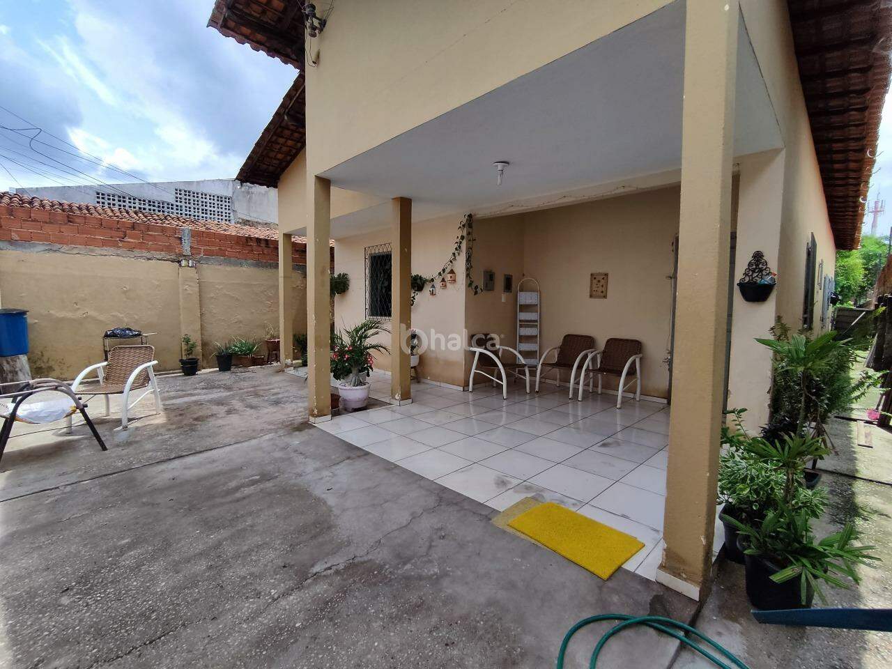 Casa à venda com 3 quartos, 140m² - Foto 2