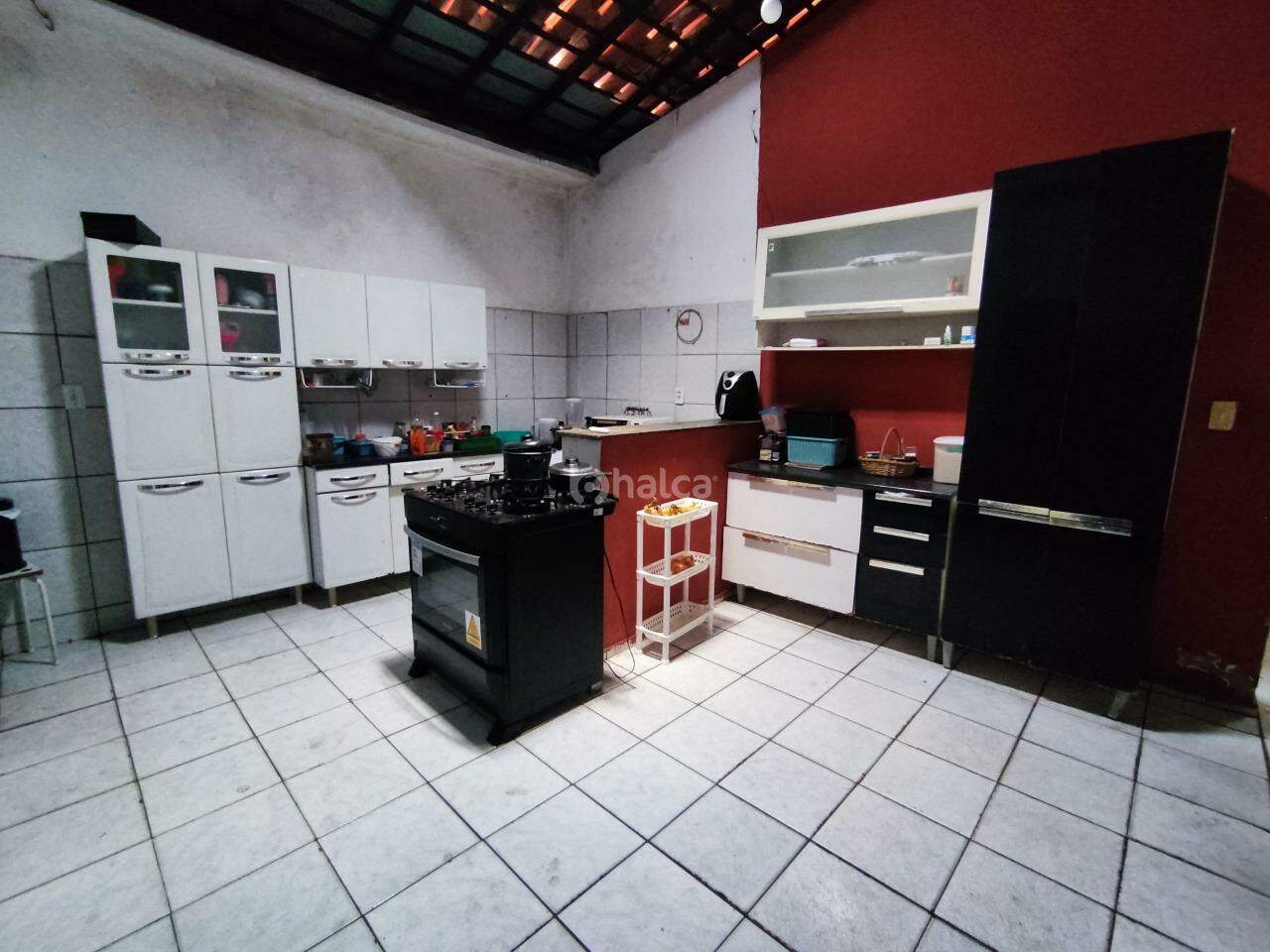 Casa à venda com 5 quartos, 200m² - Foto 8