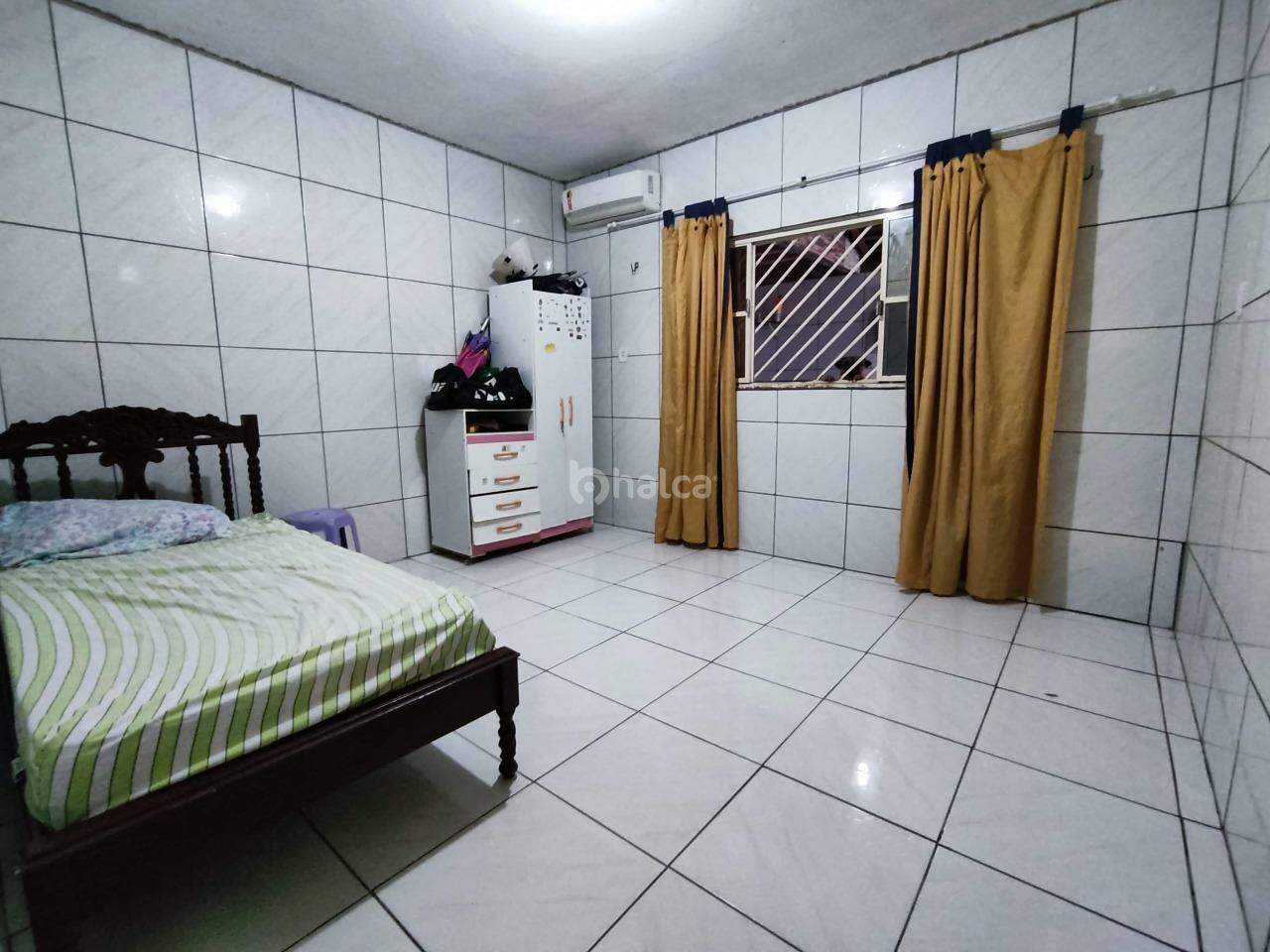 Casa à venda com 6 quartos, 270m² - Foto 6